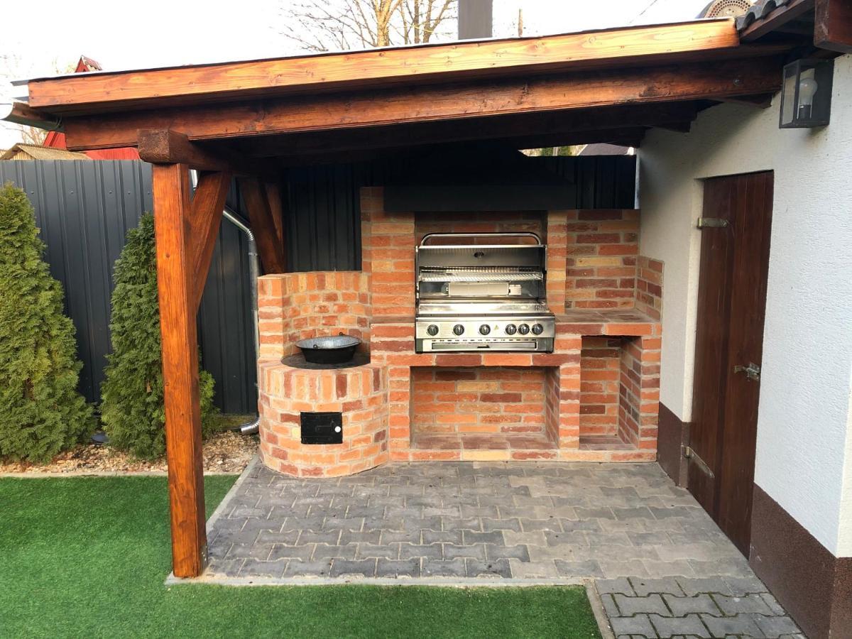 Siraly Apartman Hajdúnánás Екстериор снимка