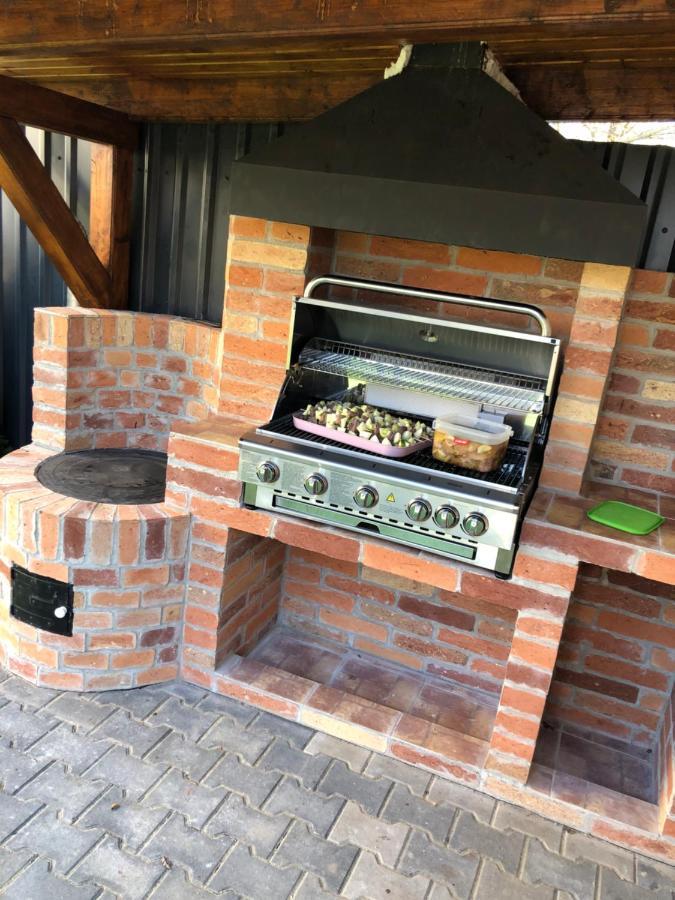 Siraly Apartman Hajdúnánás Екстериор снимка