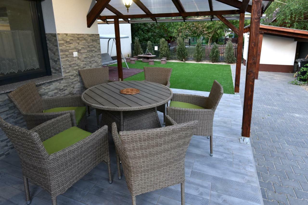 Siraly Apartman Hajdúnánás Екстериор снимка