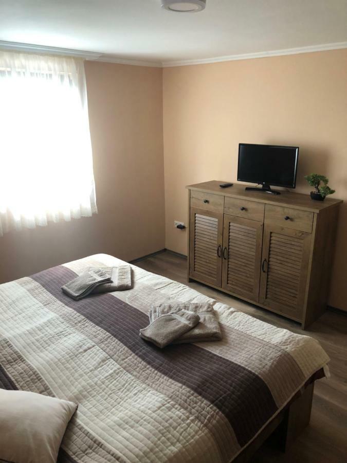 Siraly Apartman Hajdúnánás Екстериор снимка